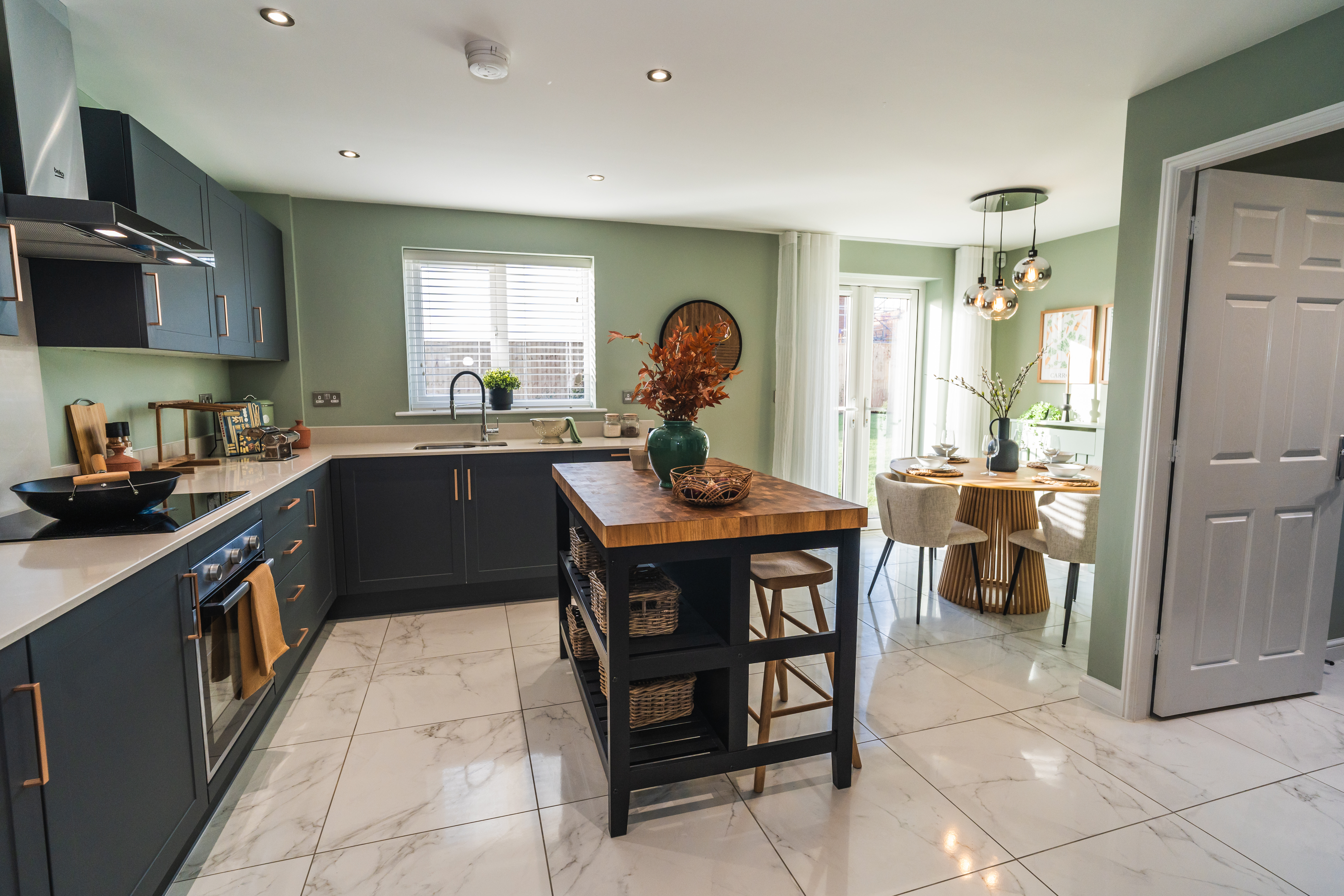 3141_Longford_Sands_Reach_N64.jpg